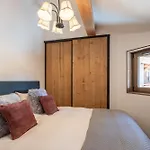 Ecrin - By Emerald Daire Alpe d'Huez