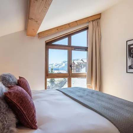 Ecrin - By Emerald Alpe d'Huez